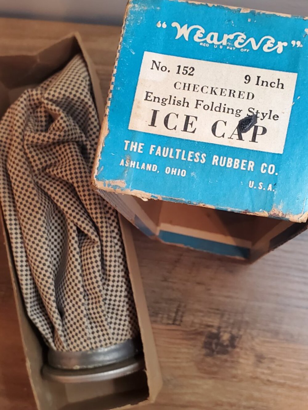 Vintage WearEver English Folding Style Ice Cap w/ Original Box - Picture 5 of 5